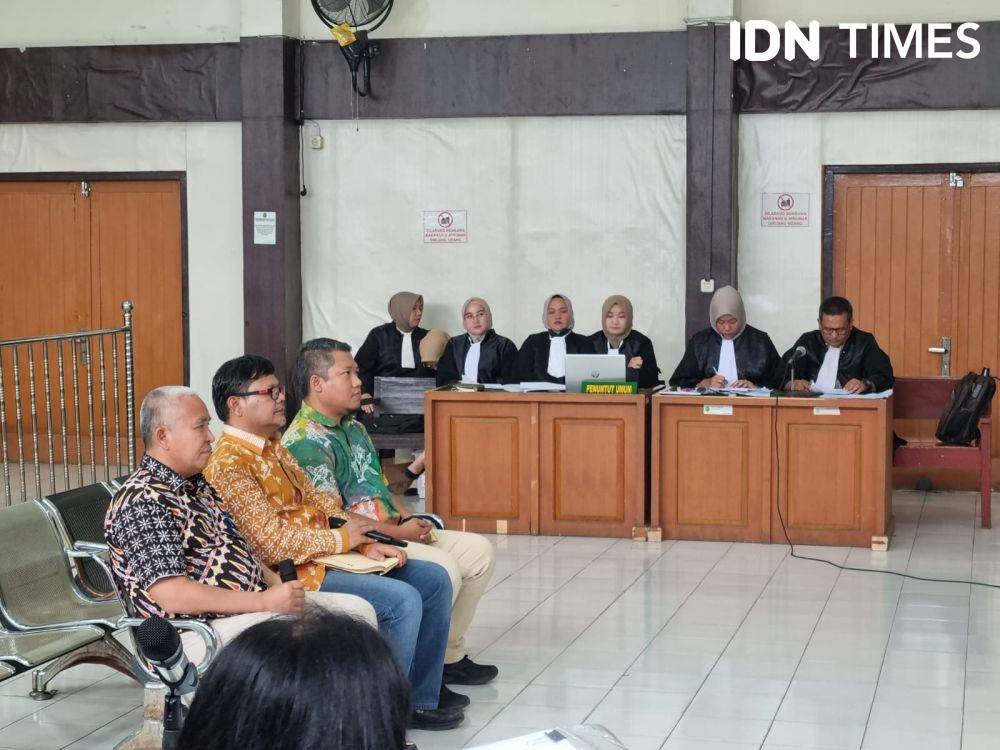 Sidang lanjutan dugaan korupsi akusisi saham PT SBS oleh PTBA melalui anak perusahaan PT BMI (IDN Times/Rangga Erfizal)