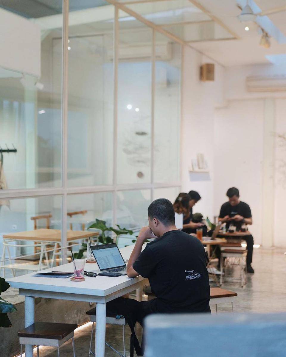 Threelogy Coffee (Instagram.com/threelogycoffee)