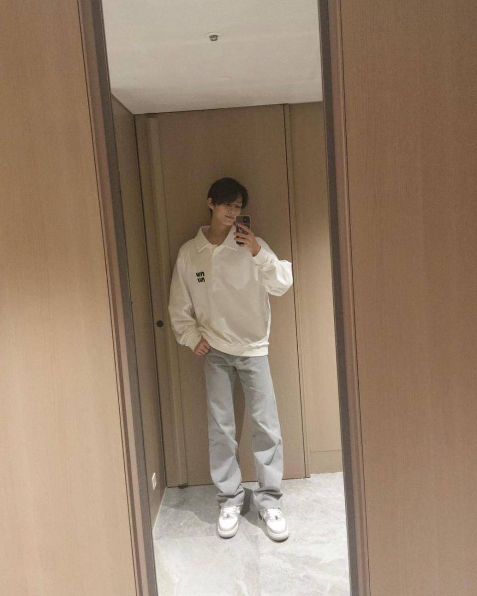 potret Jun SEVENTEEN (instagram.com/junhui_moon)
