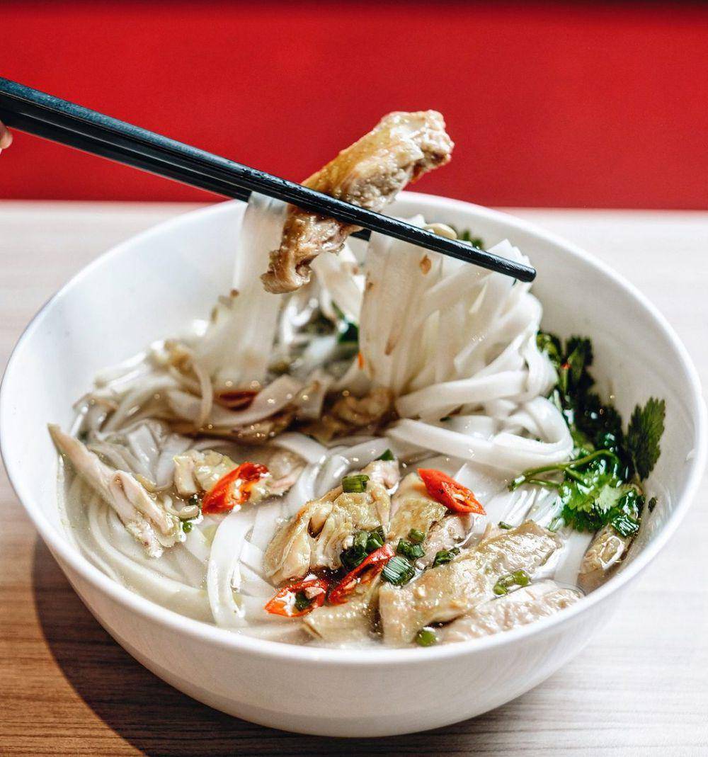 Salah satu menu pho di Camta Vietnamese Eatery Surabaya. Instagram/camta.id