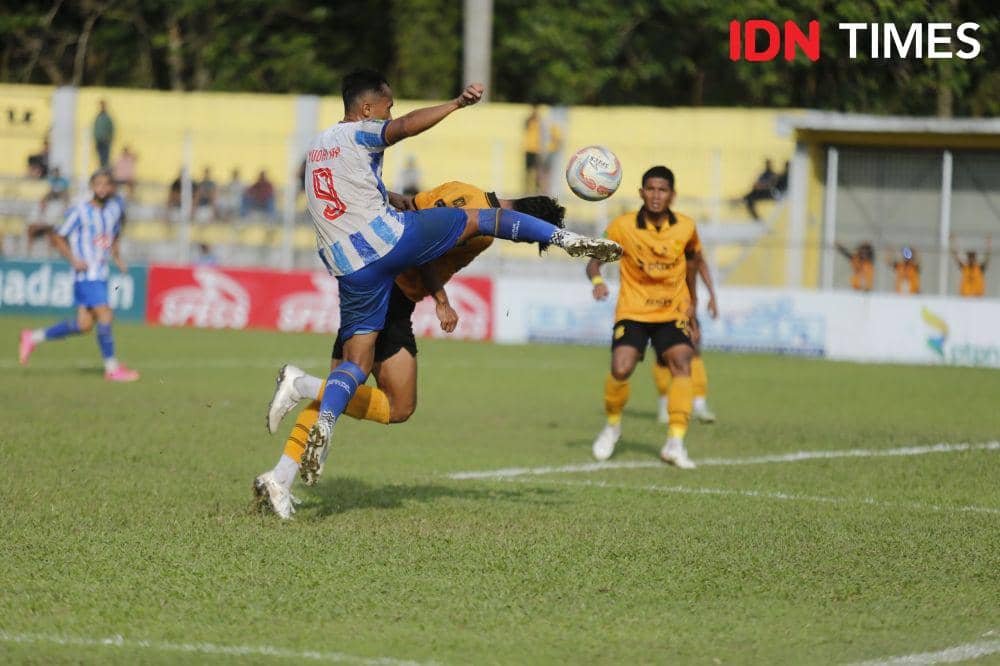 Diganjar 2 Kartu Merah, PSDS Tumbang dari PSPS 1-3 di Kandang