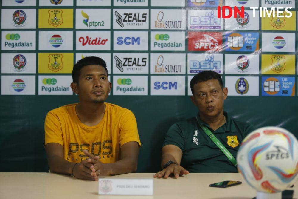 Pelatih PSDS Zefrizal dan Kapten Dikky Yudistia (IDN Times/Doni Hermawan)