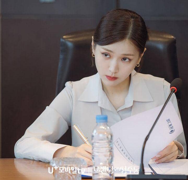 cuplikan drama korea "Branding in Seongsu" (instagram.com/uplus_mobiletv)