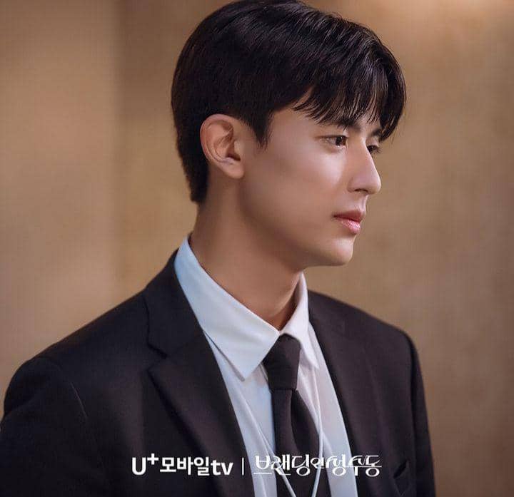 cuplikan drama korea "Branding in Seongsu" (instagram.com/uplus_mobiletv)