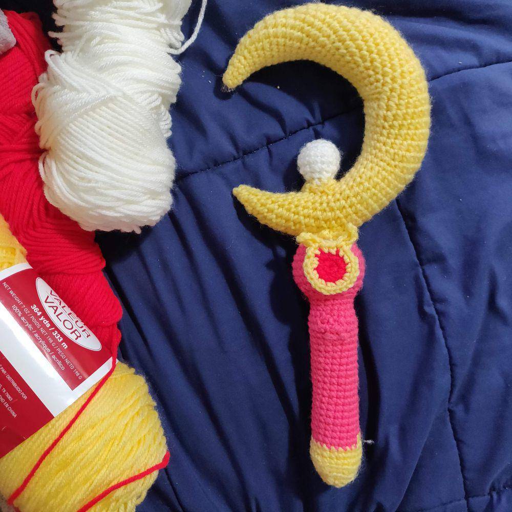 potret rajutan tangan bertema Sailor Moon (reddit.com/user/junglhouse)