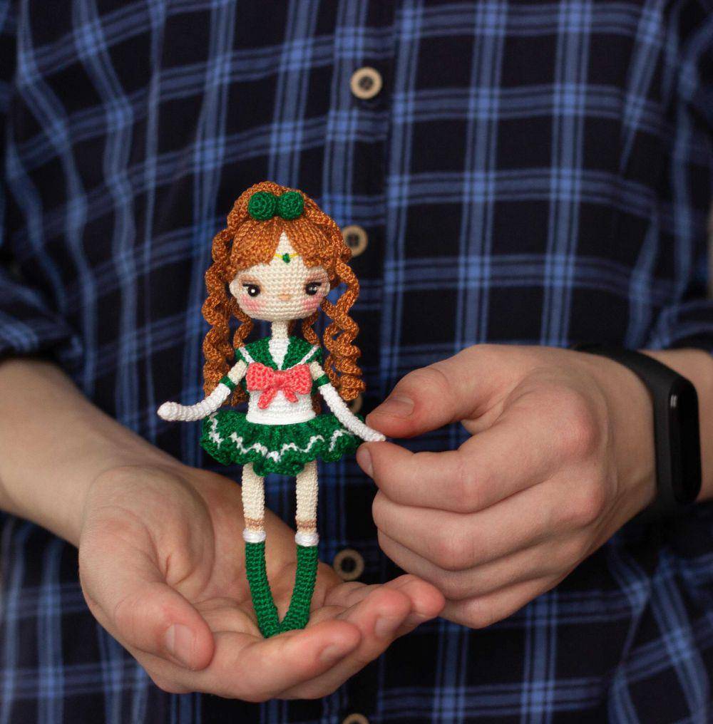 potret rajutan tangan bertema Sailor Moon (reddit.com/user/Kate_doll_art)