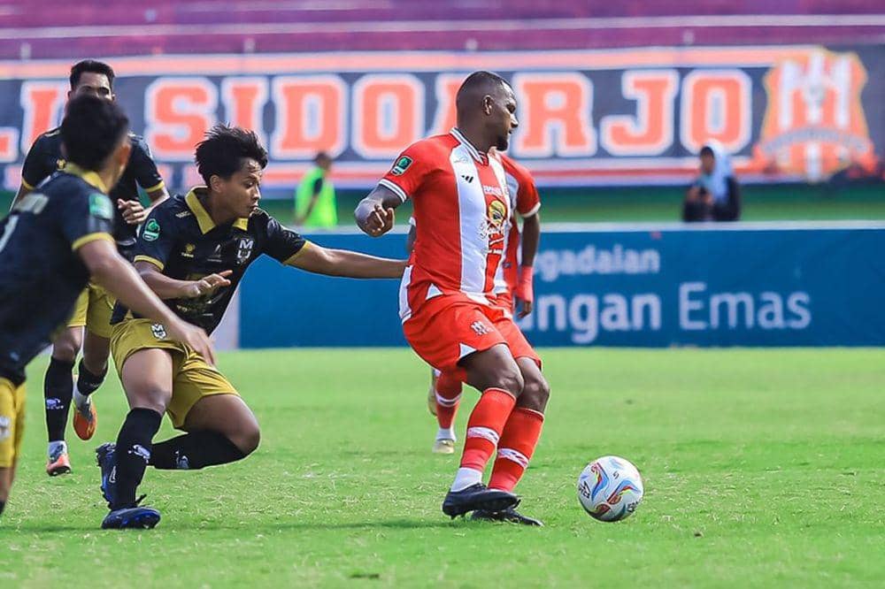 Deltras dalam laga melawan Malut United pada pekan ke-2 babak 12 besar Liga 2 2023/2024. (instagram.com/deltras.official)