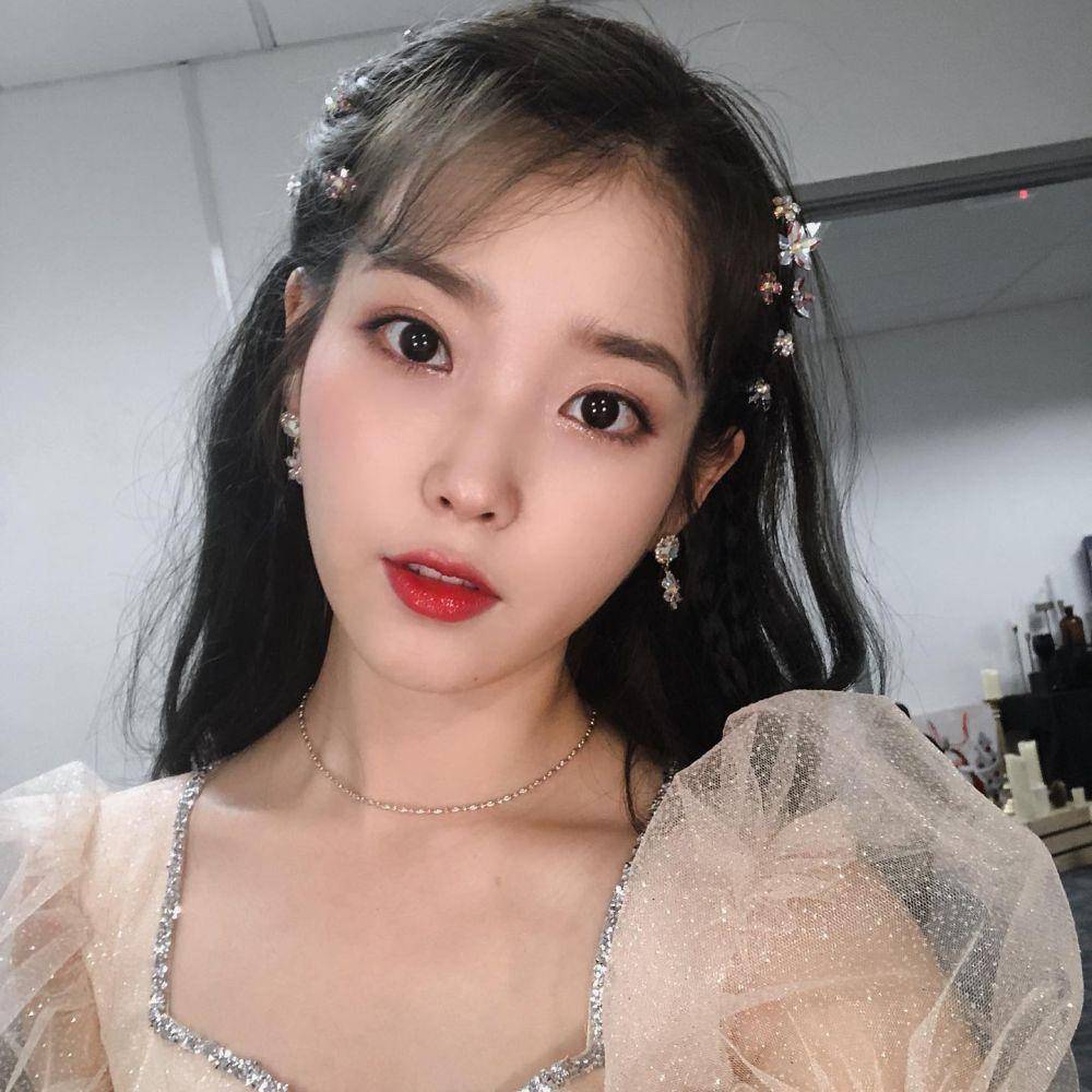 hairstyle ala IU (instagram.com/dlwlrma)