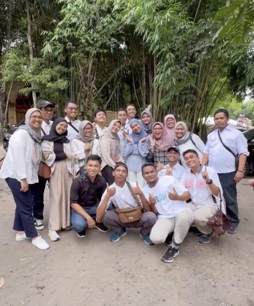 potret Ria Ricis lakukan aksi sosial (Instagram.com/riaricis1795)