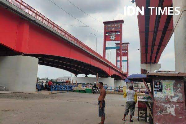 Jembatan Ampera Palembang (IDN Times/Feny Maulia Agustin)