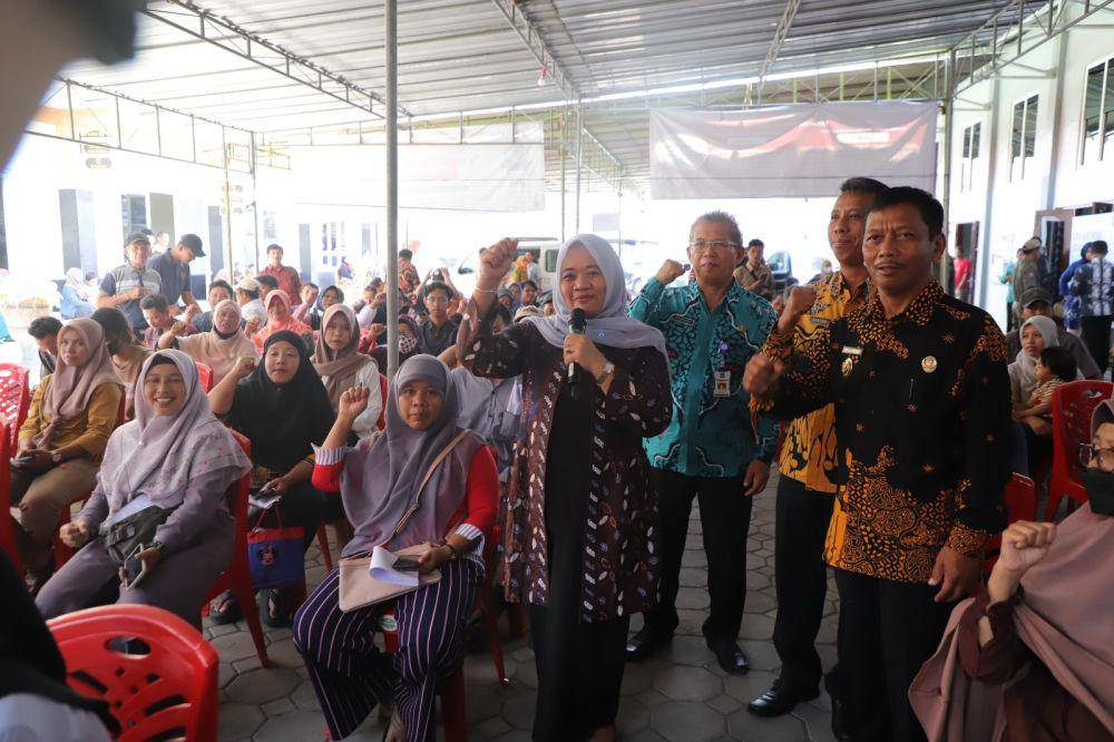 Program Sosialisasi Informasi, Rekam Data, dan Pelayanan Administrasi Kependudukan (SISIR ADMINDUK). (Dok. Istimewa)