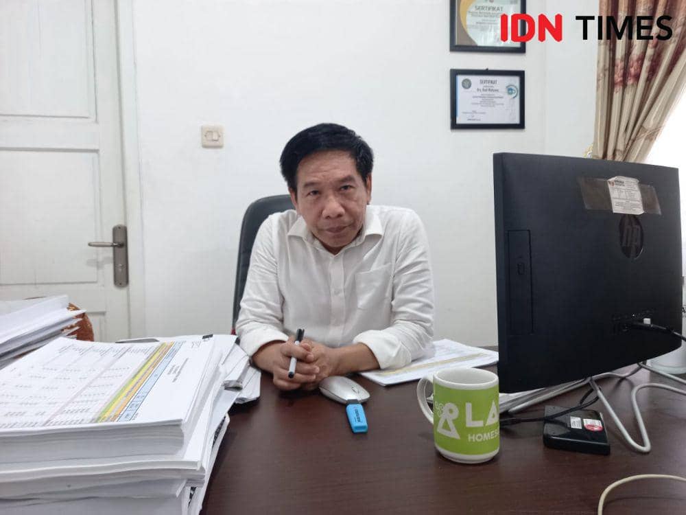 Ketua Bawaslu Kota Solo, Budi Wahyono. (IDN Times/Larasati Rey)