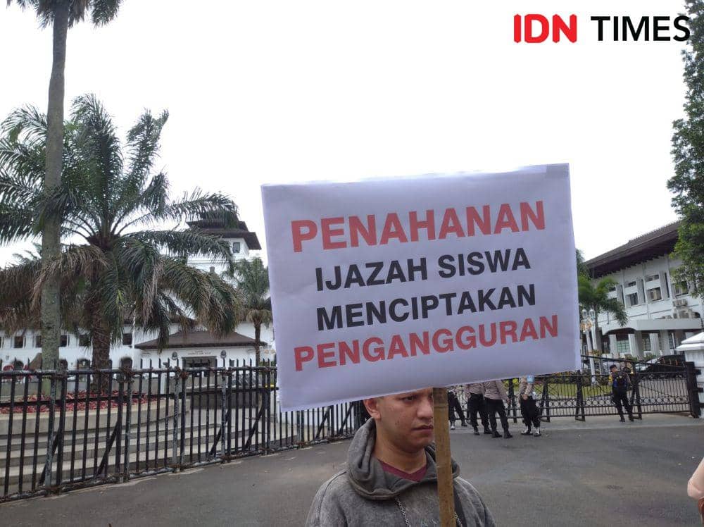 414 Ijazah Siswa di Jabar Ditahan Sekolah, Ortu  Ngadu ke Gubernur
