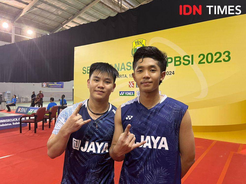 Pasangan ganda putra muda Jaya Raya, Adrian Pratama/Jonathan Farrell Gosal memenangkan final ganda putra di Seleksi Nasional (Seleknas) PBSI 2023 (IDN Times/Margith Juita Damanik)