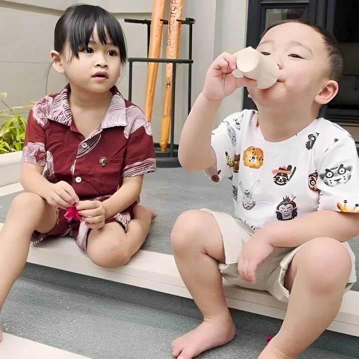 potret Cipung nongkrong sambil ngopi (YouTube.com/Rans Entertainment)