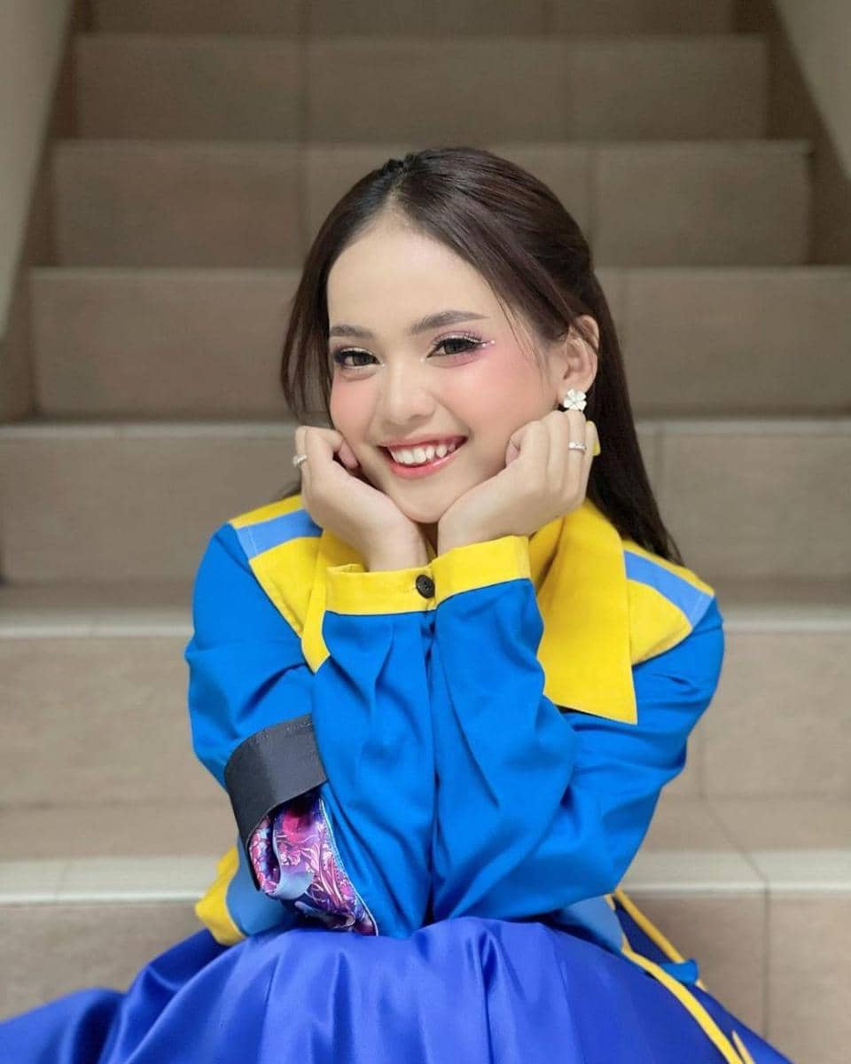 Putri DA (instagram.com/da4_putri03)