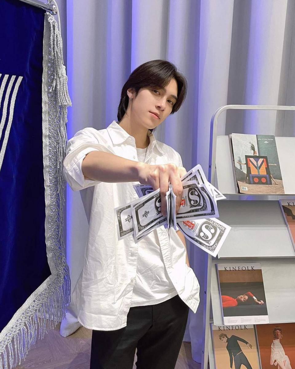 Hendery WayV (instagram.com/wayvofficial)