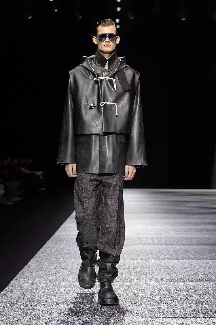 Emporio Armani F/W 2024 di Milan Fashion Week (dok. Armani)