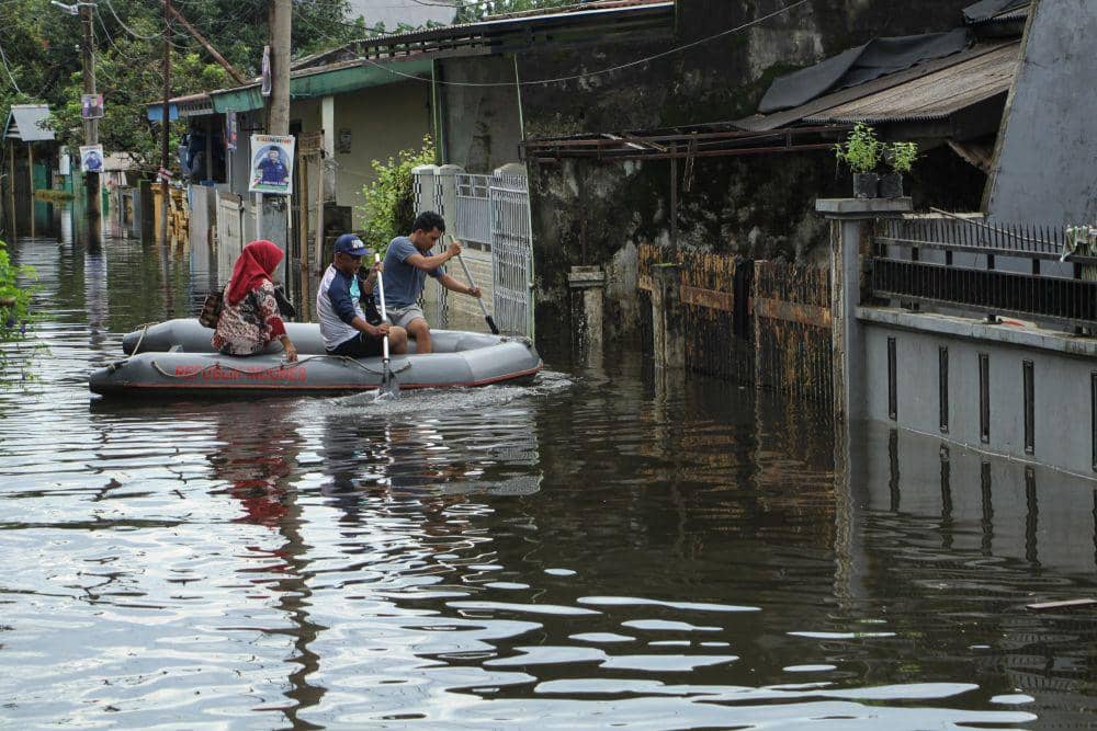 Jalan Penghubung Semarang-Grobogan Lumpuh Diterjang Banjir, BPBD: Tanggul Jebol