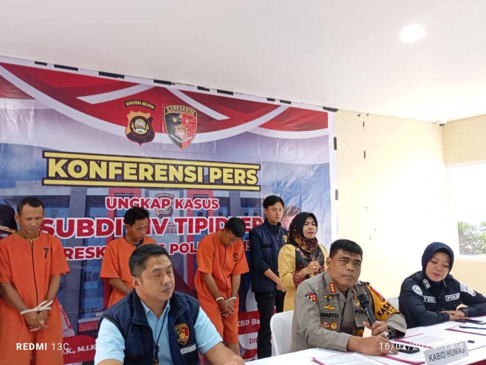 Press rilis Ditreskrimsus Polda Sumsel terkait batu bara ilegal (Dok: istimewa)