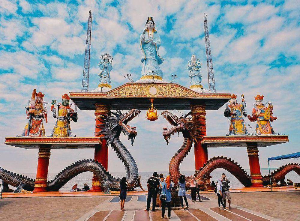 Kelenteng Sanggar Agung Kenjeran (instagram.com/madewedastra)