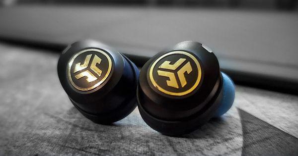 4 Produk Earbuds JLab Terbaik di 2024, Fitur Kece!