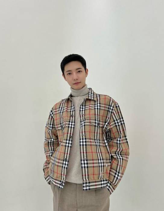 potret Renjun NCT (instagram.com/yellow_3to3)
