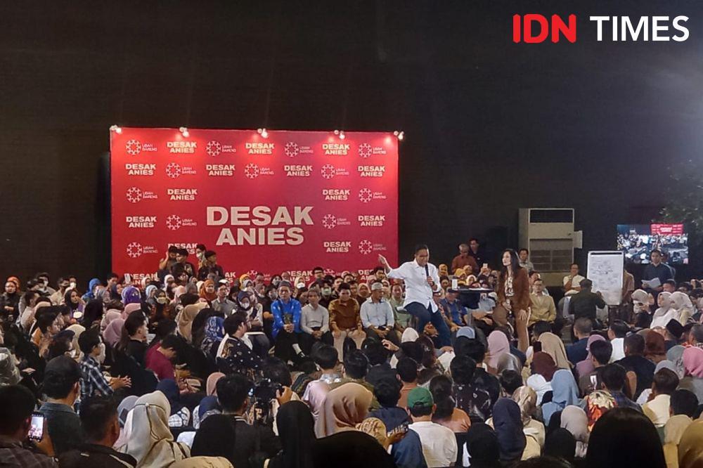 Capres Nomor Urut 01 Anies Baswedan dalam acara kampanye dialogis 'Desak Anies'. (IDN Times/Amir Faisol)