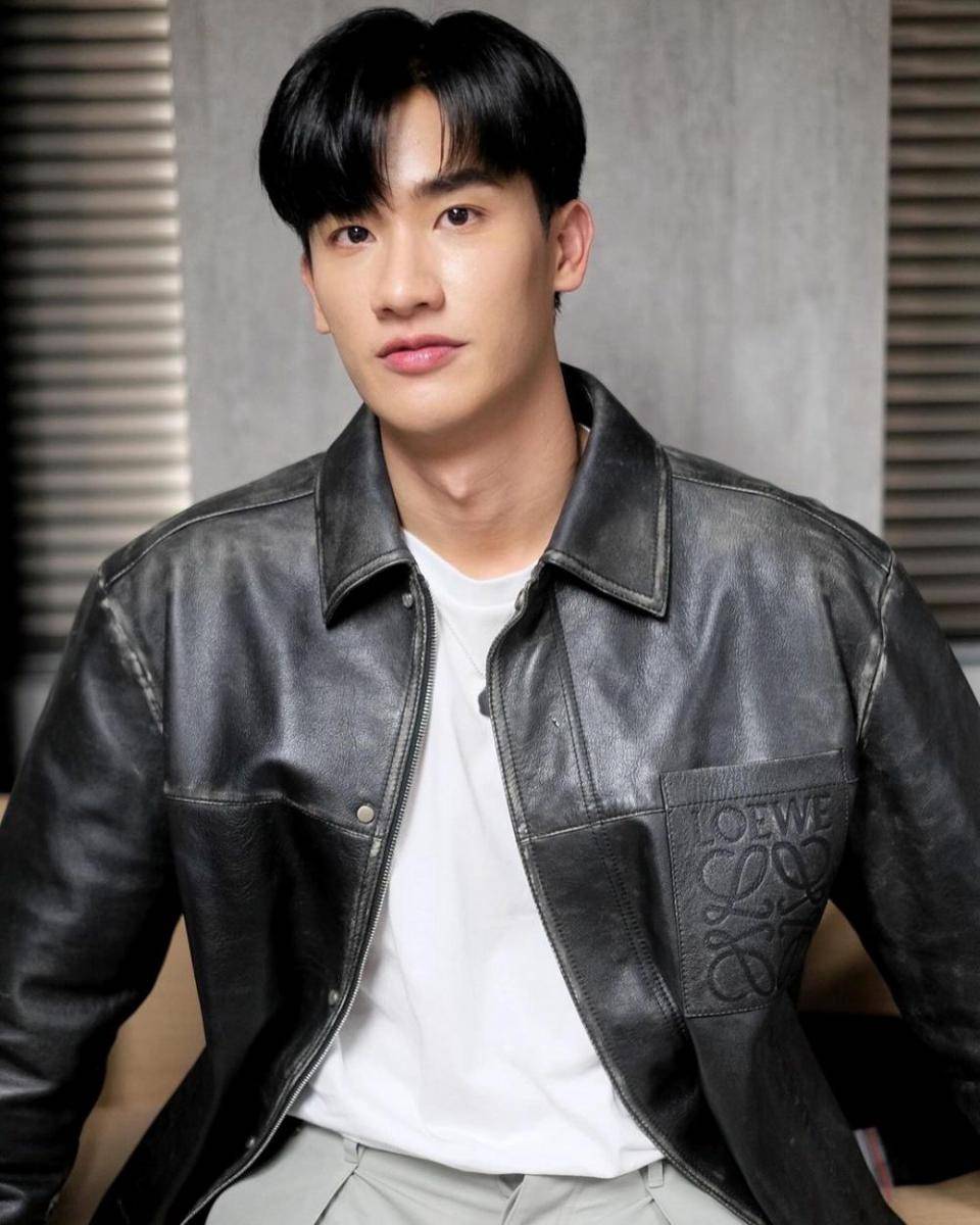potret Tay Tawan (instagram.com/tawan_v)