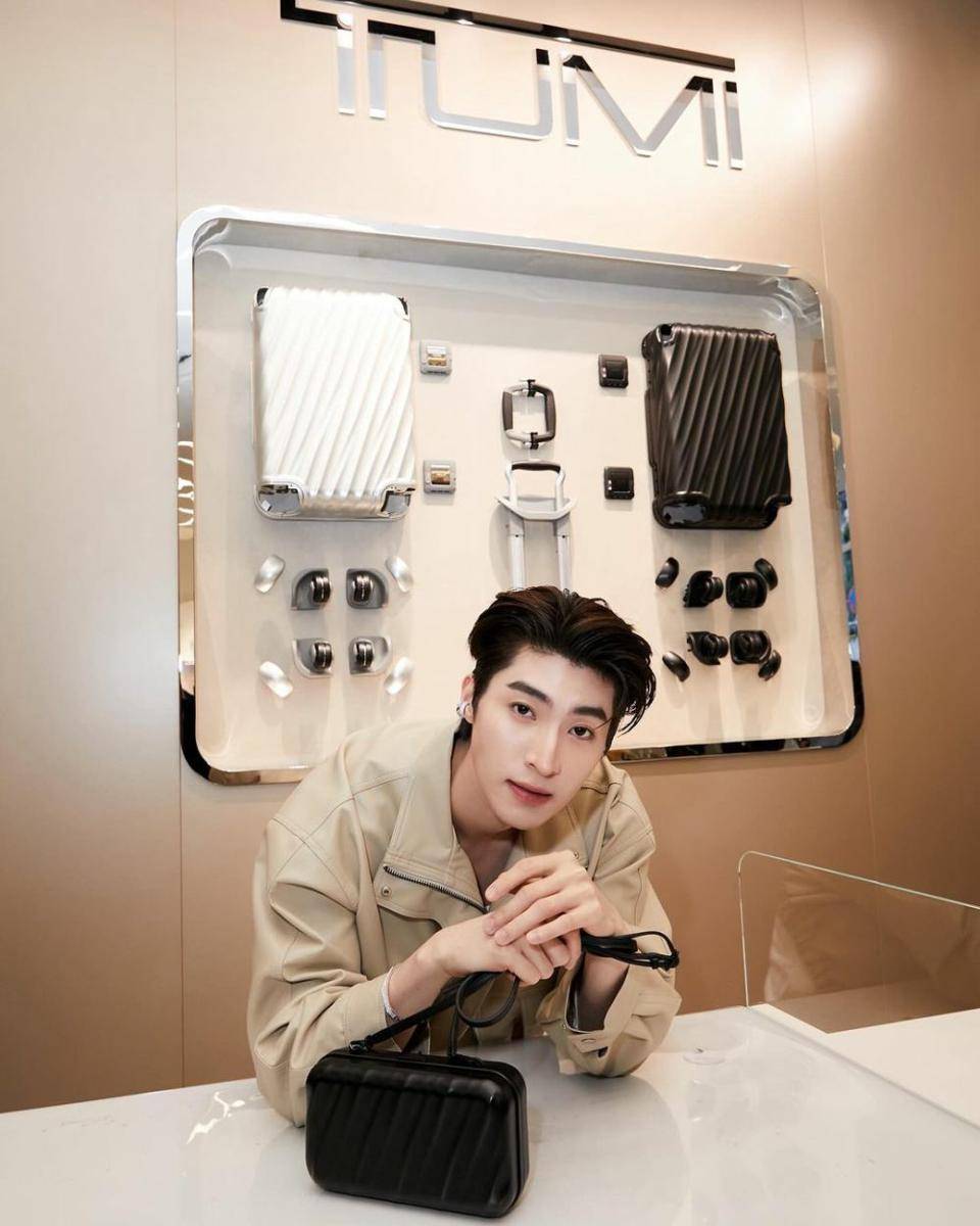 potret Blue Pongtiwat (instagram.com/blue_pongtiwat)