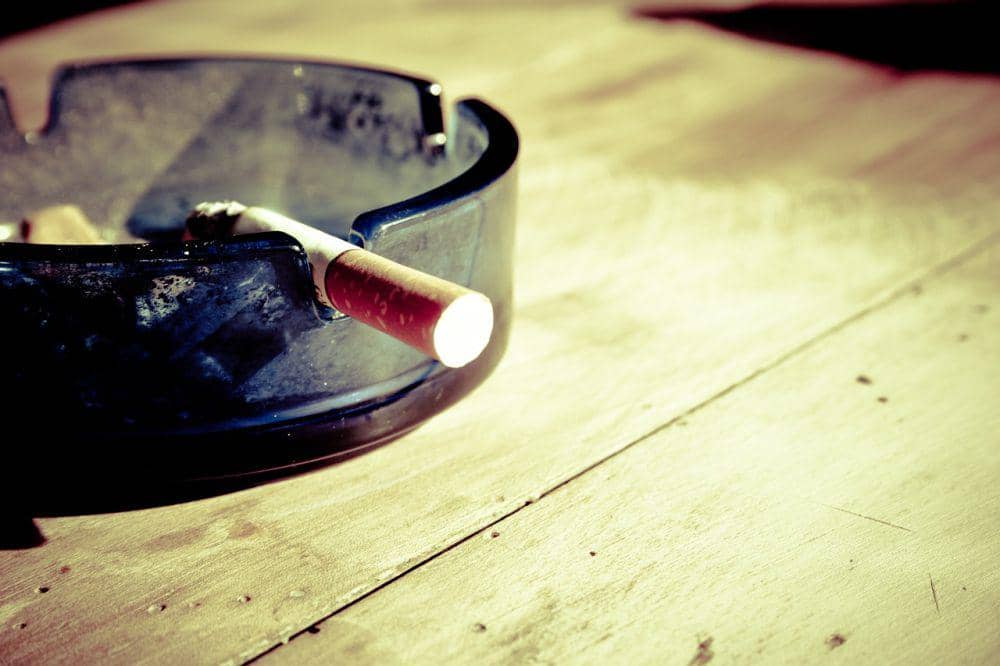 ilustrasi asbak rokok (Pixabay.com/markusspiske)