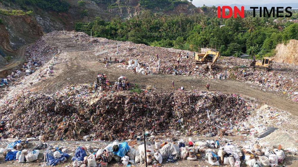 TPA Regional Kebon Kongok. (IDN Times/Muhammad Nasir)