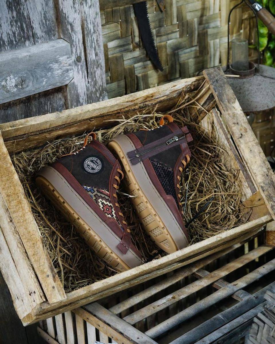 Sepatu Exodos57 (instagram.com//exodos57)
