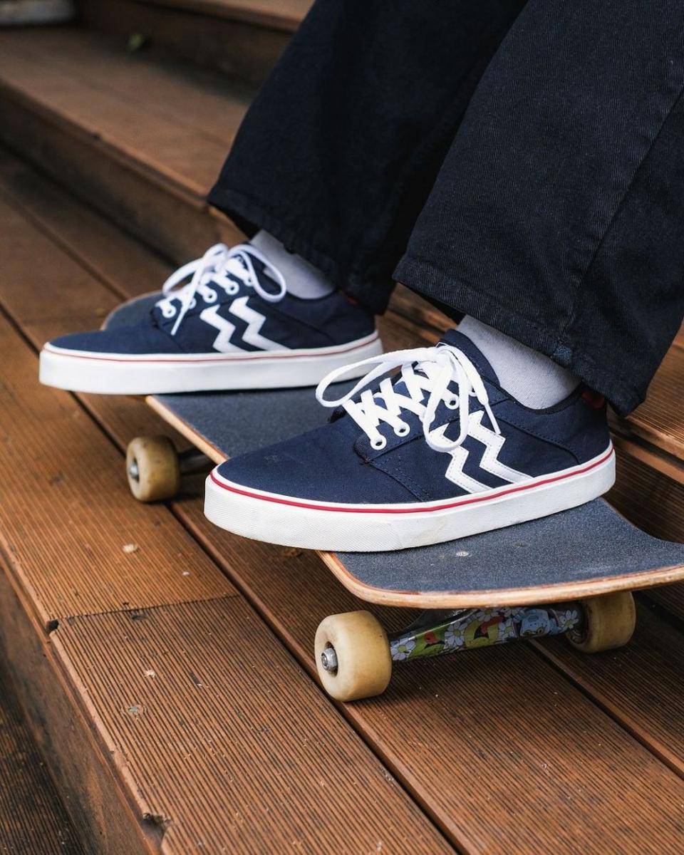 Sepatu Geoff Max (instagram.com/geoff_max)