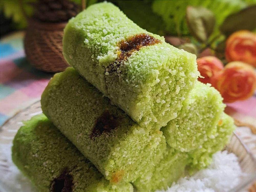 ilustrasi kue putu (instagram.com/wawawiati)