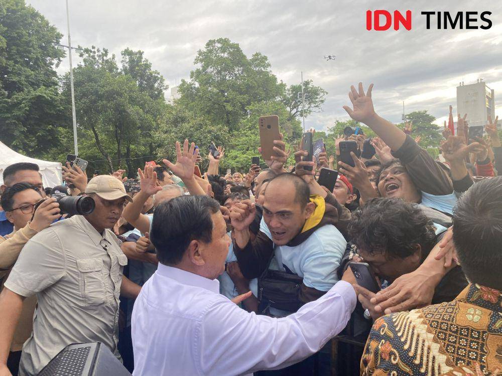Capres nomor urut 2 Prabowo Subianto hadir dalam acara Komunitas Ojol penggemar Erick Thohir (OjolET). (IDN Times/Vadhia Lidyana)