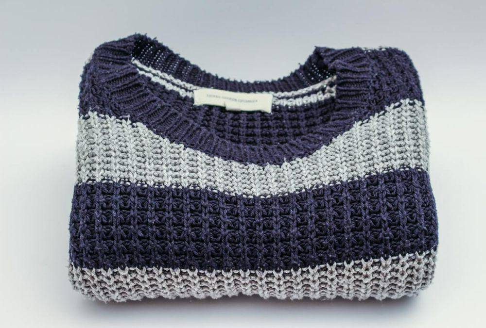 ilustrasi sweater (pexels.com/Dom J)