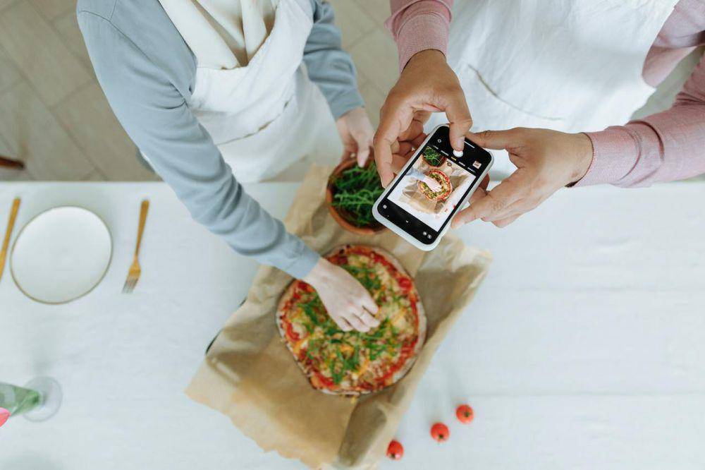 ilustrasi food blogger (pexels.com/Thirdman)
