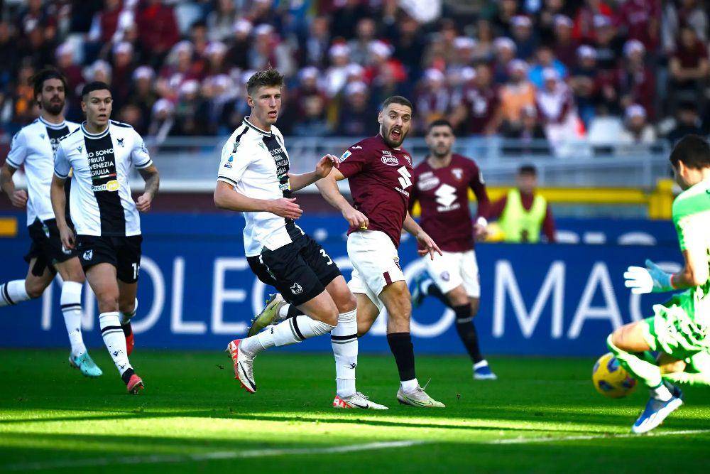 Udinese melawan Torino di Serie A 2023/2024. (legaseriea.it)