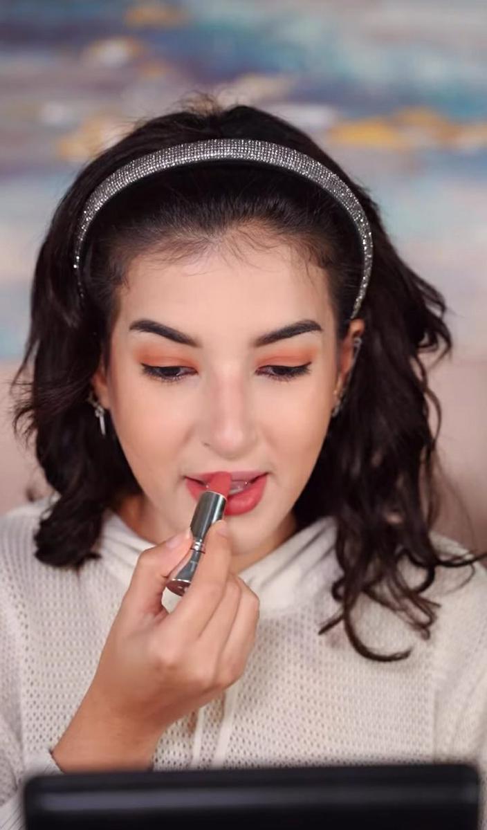 potret Tasya Farasya recreate make up Anisha Rosnah (instagram.com/tasyafarasya)