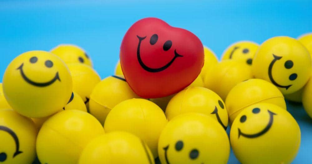 ilustrasi emoji bahagia (unsplash.com/Count Chris)