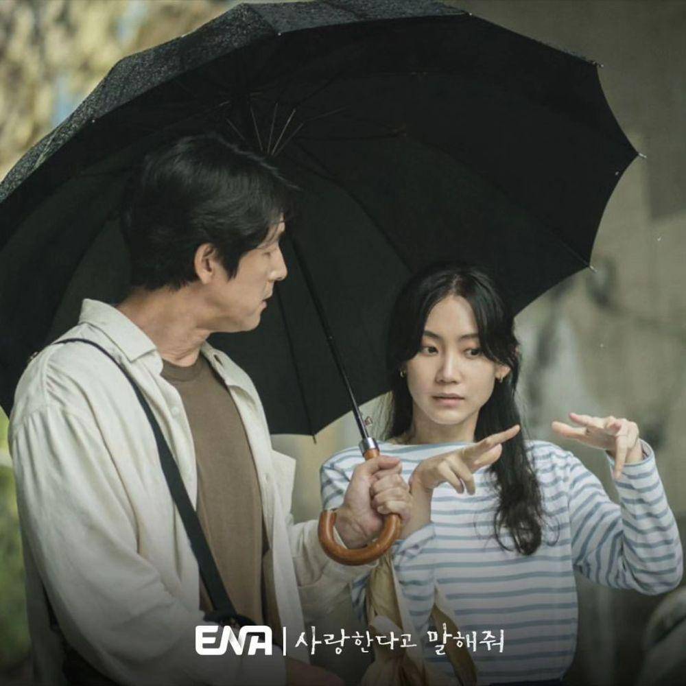 cuplikan drama Tell Me That You Love Me (instagram.com/channel.ena.d)