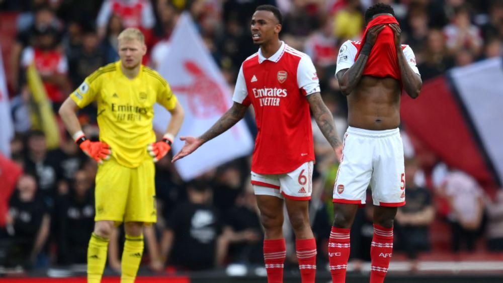 Gambar pemain Arsenal dalam menanggapi kekalahan.(espn.com)