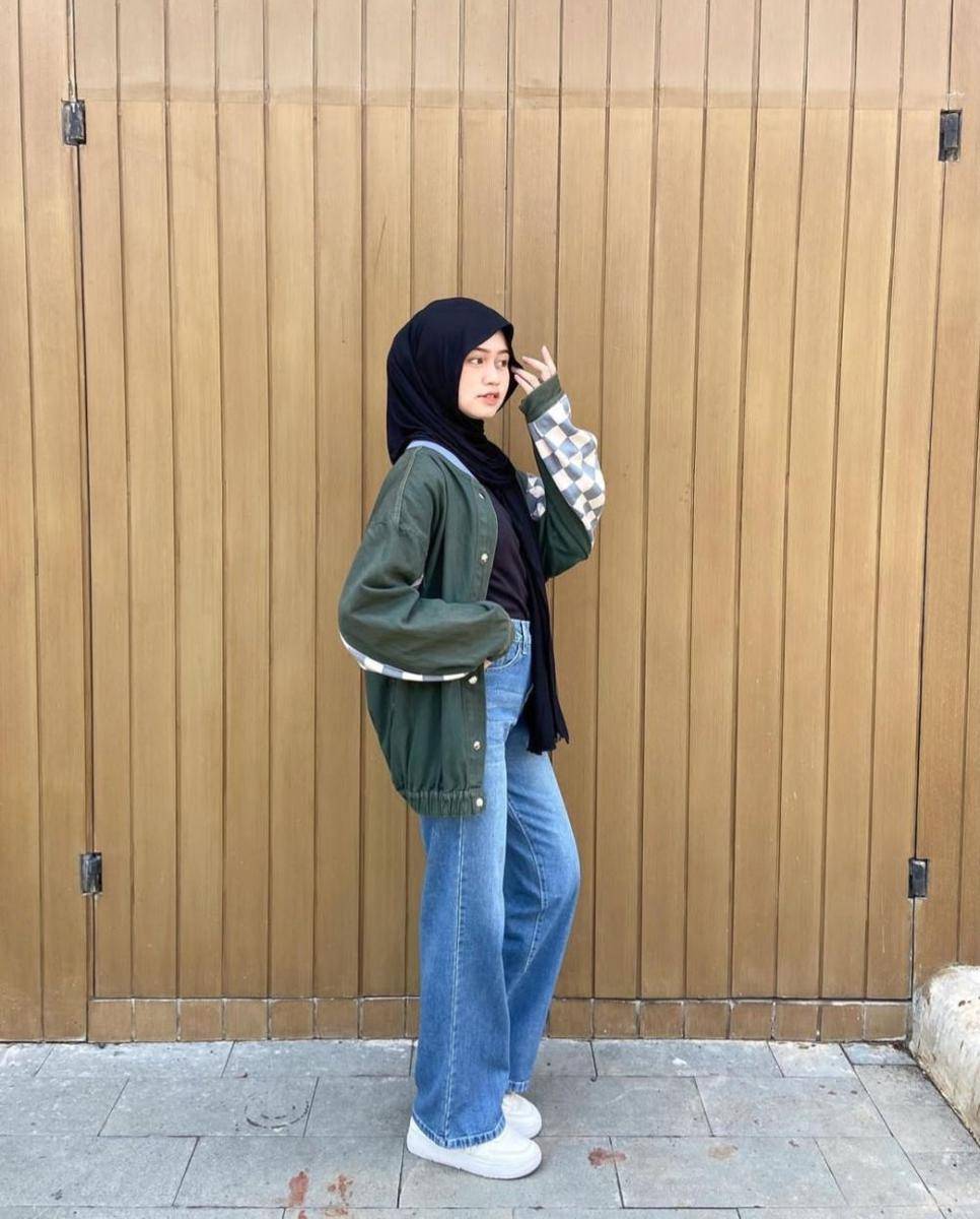 OOTD ala Listy Septia (instagram.com/listyseptia)