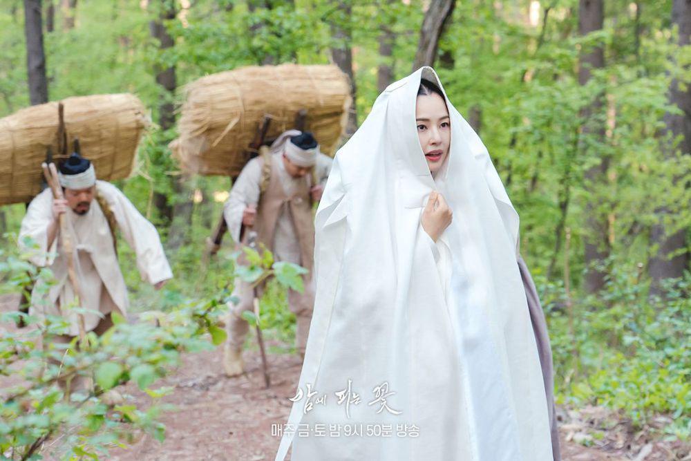 still cut drakor Knight Flower (instagram.com/mbcdrama_now)