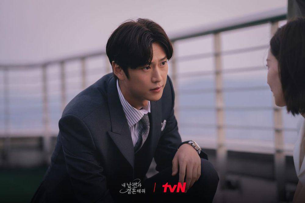 still cut drakor Marry My Husband (instagram.com/tvn_drama)