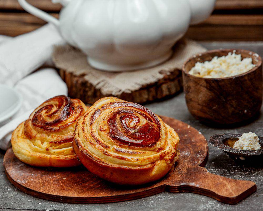 kouign amann (freepik.com/KamranAydinov)