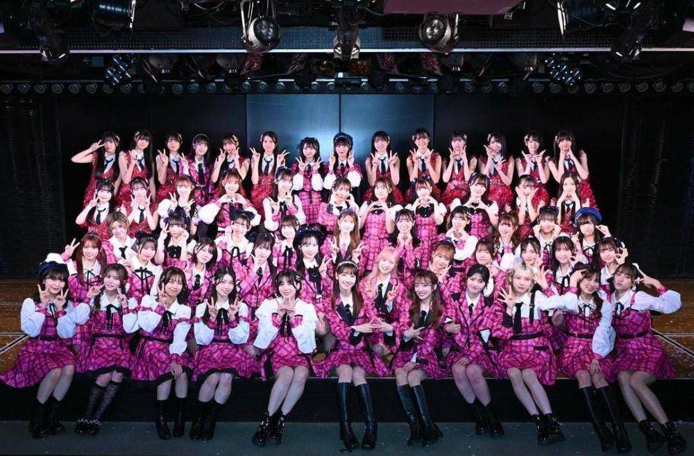 Member AKB48 (instagram.com/akb48)