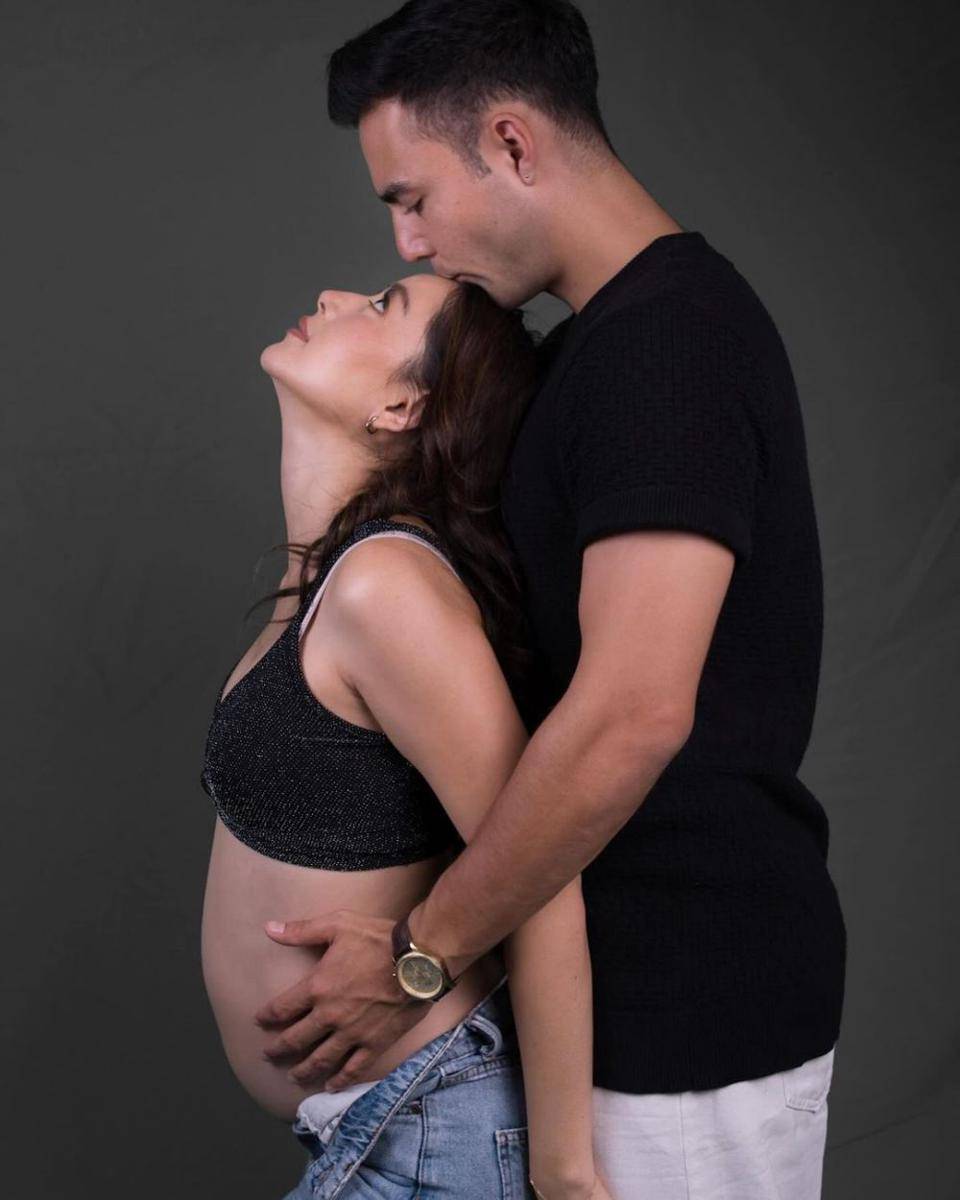 potret Laura Theux dan suami (instagram.com/laura_theux)