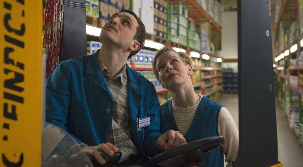 cuplikan film In the Aisles (dok. Sommerhaus/In the Aisles)
